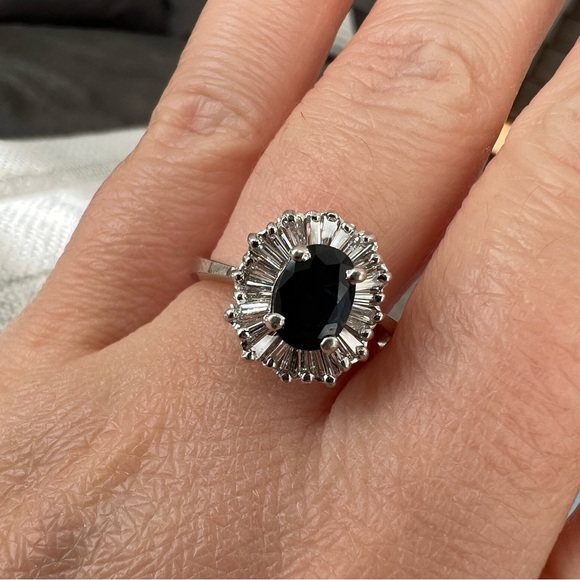 14k White Gold Ballerina Sapphire and Diamond ring size 6.5 - Picture 3 of 4